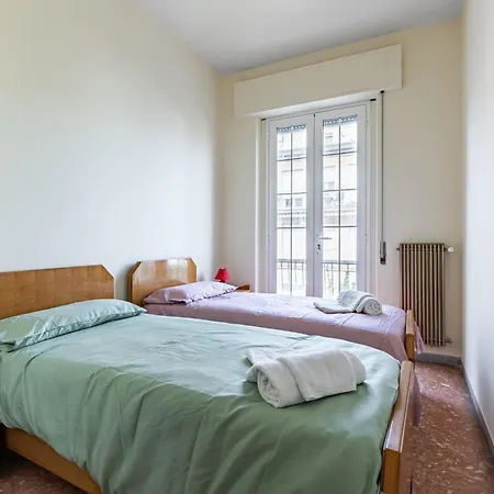 公寓 - Spacious Apartmente Near The Beach! 维亚雷焦