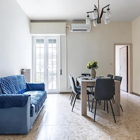 公寓 - Spacious Apartmente Near The Beach! 维亚雷焦